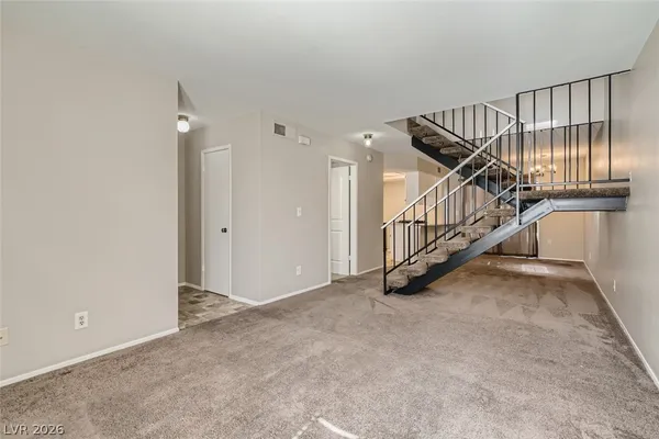 $1,290 | 501 Sellers Place, Henderson, NV 89011