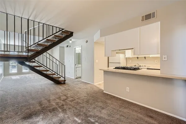 $1,290 | 501 Sellers Place, Henderson, NV 89011