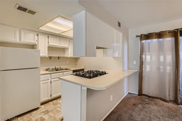 $1,290 | 501 Sellers Place, Henderson, NV 89011