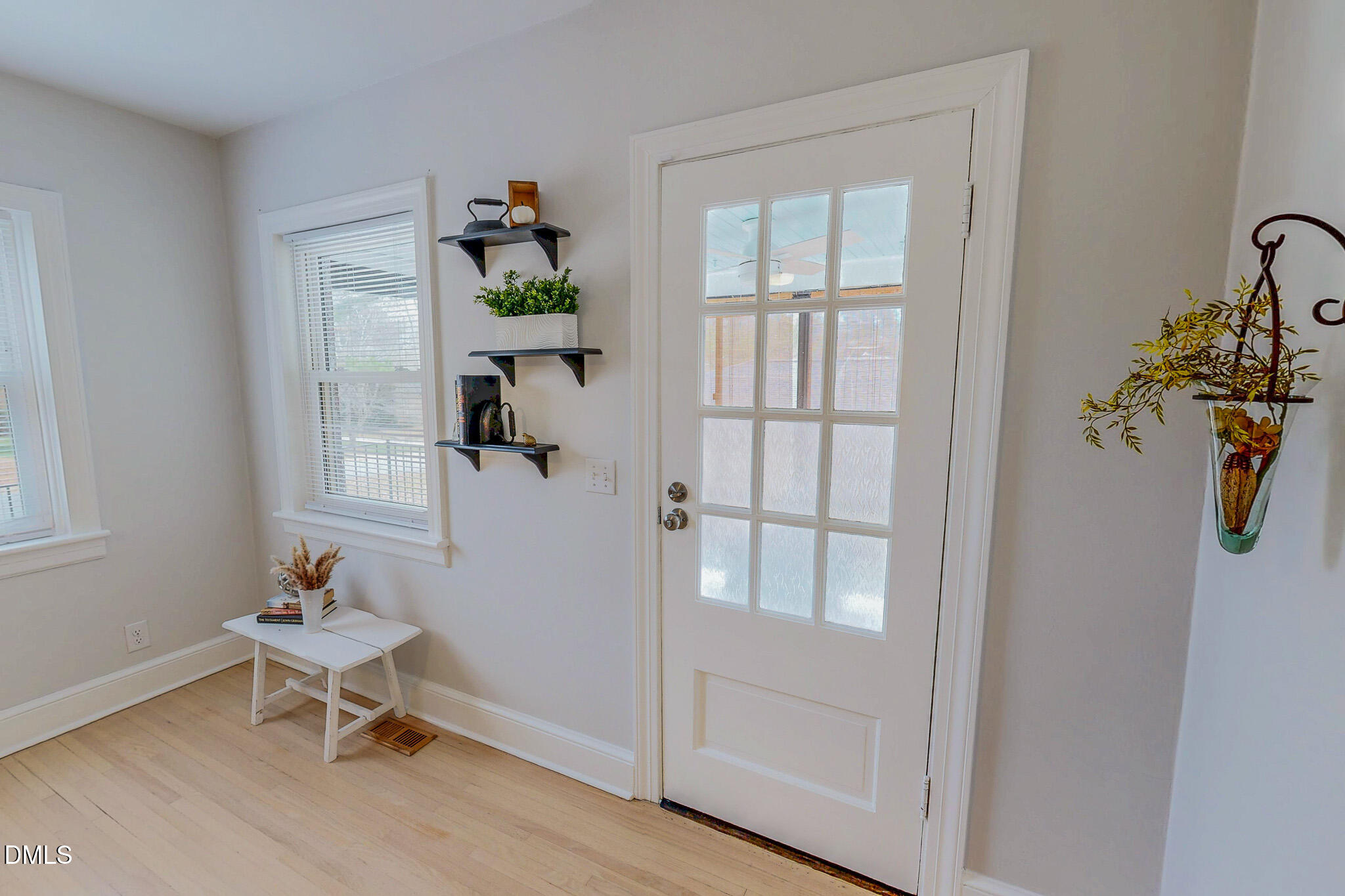 421 Gordon Street Roxboro, NC 27573 - Photo 15 of 40 a living room with furniture and a window