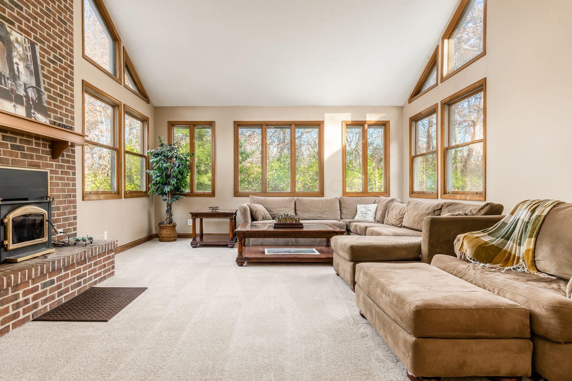 9083 Taylor Road Orient, OH 43146 - Photo 26 of 93 Great Room
