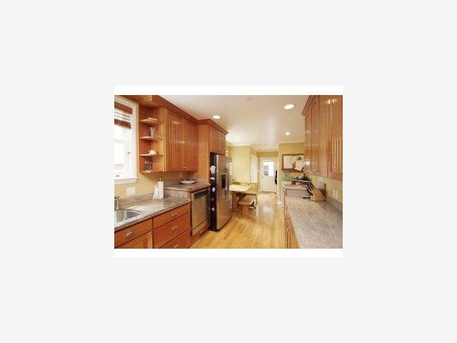 483 Chatham Road Burlingame, CA 94010 - Photo 5 of 9 Gallery Image 5