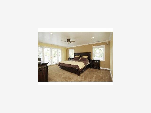 483 Chatham Road Burlingame, CA 94010 - Photo 7 of 9 Gallery Image 7