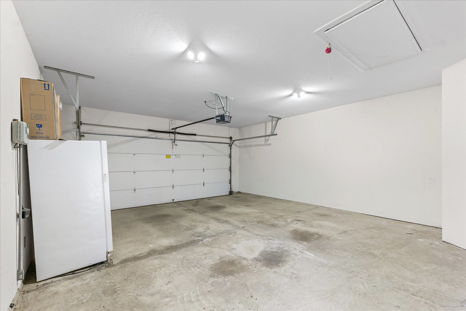 1908 S Prairie Urbana, IL 61802 - Photo 26 of 32 a view of a garage room
