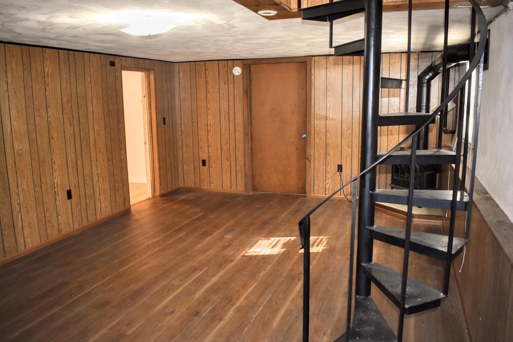 34 F Street Hull, MA 02045 - Photo 11 of 42