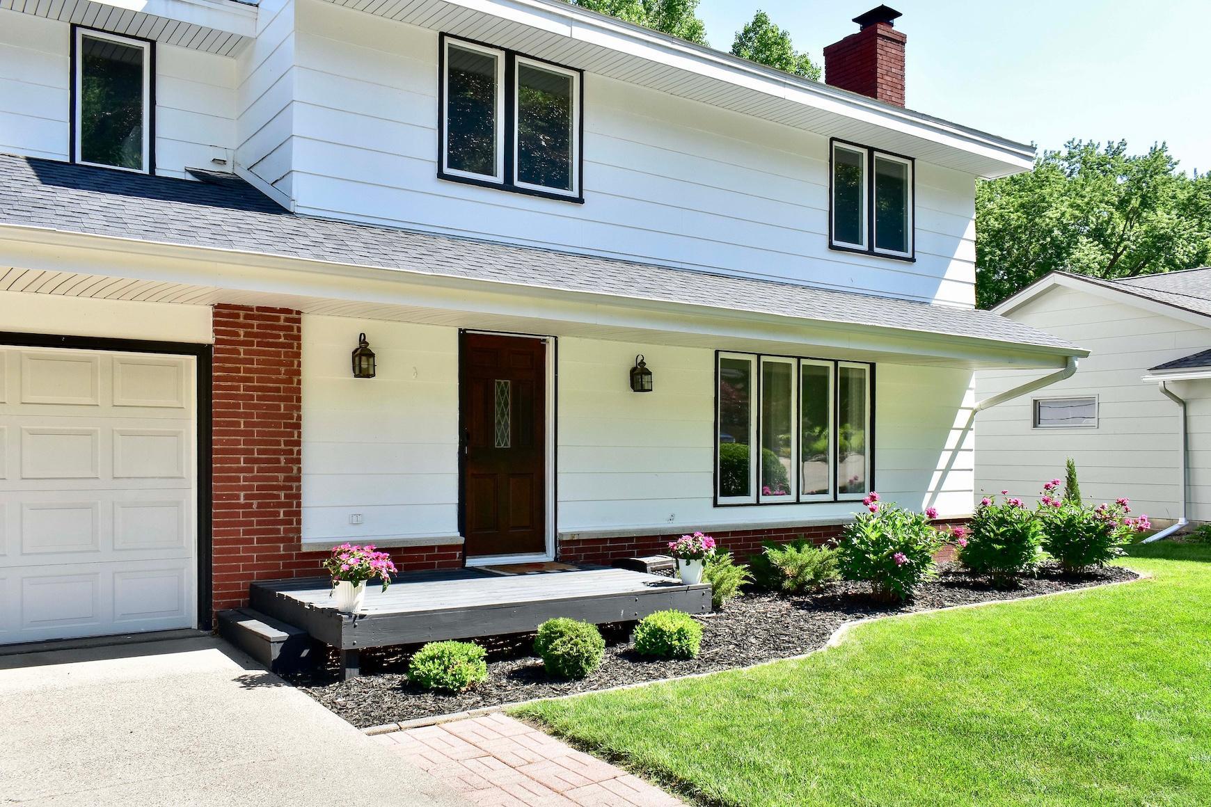 1758 Edgewood Road Winona, MN 55987 - Photo 2 of 38