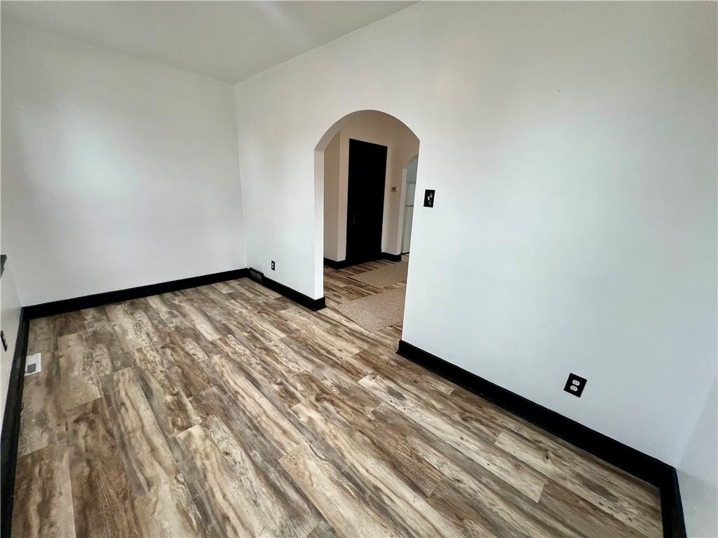 308 9th Street Beaver Falls, PA 15010 - Photo 5 of 13