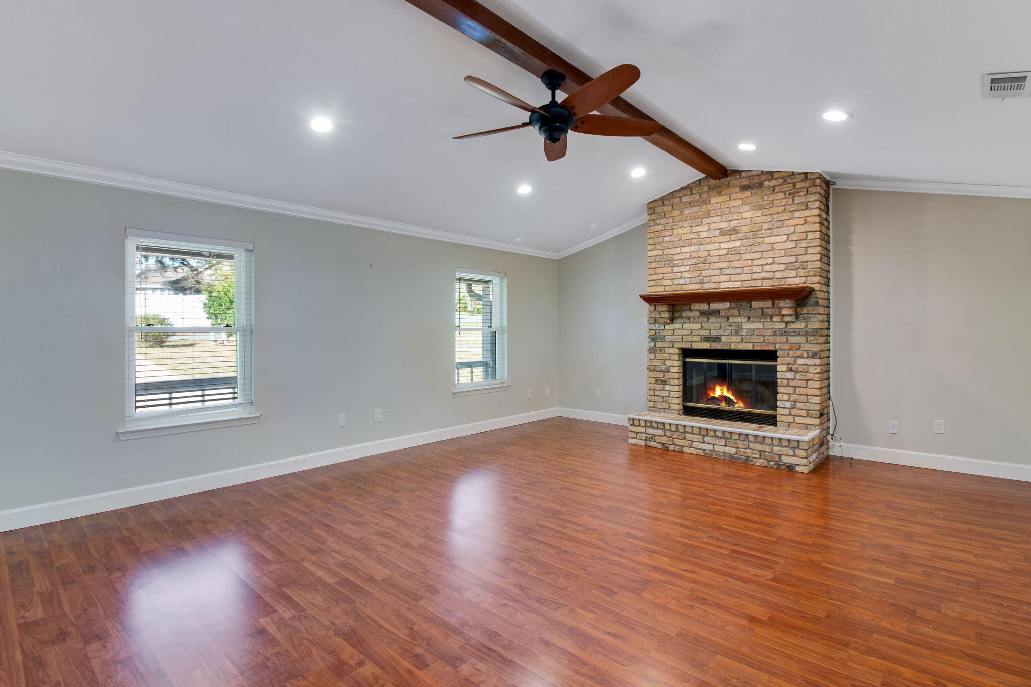 805 West Ridgewood Cove Niceville, FL 32578 - Photo 12 of 38 10-web-or-mls-805-ridgewood-cove-w