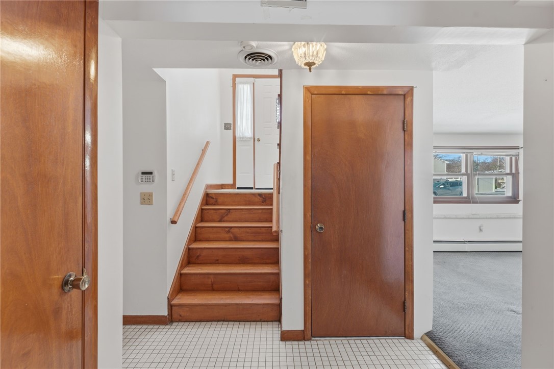 122 Rice Avenue East Providence, RI 02914 - Photo 24 of 43