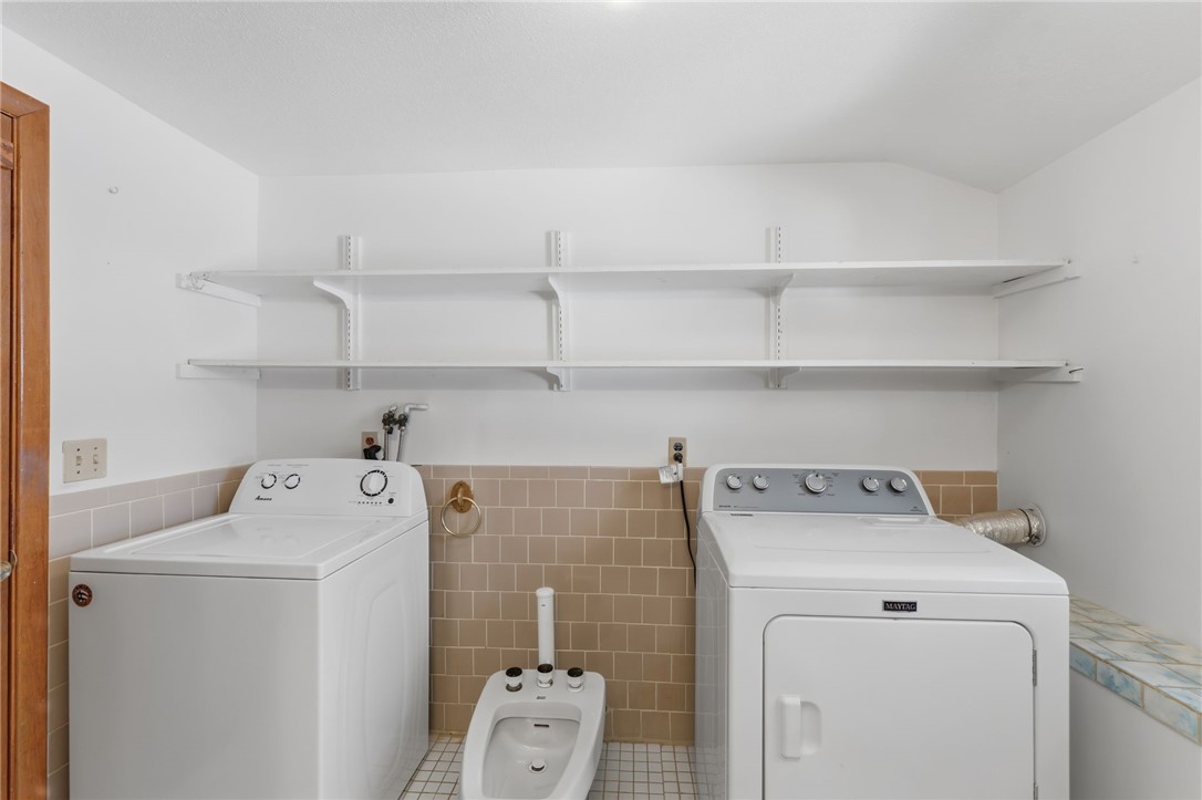 122 Rice Avenue East Providence, RI 02914 - Photo 33 of 43