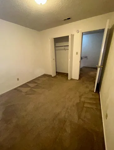 $2,975 | 902 F Street, Davis, CA 95616