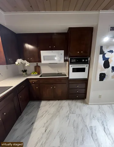 $2,975 | 902 F Street, Davis, CA 95616