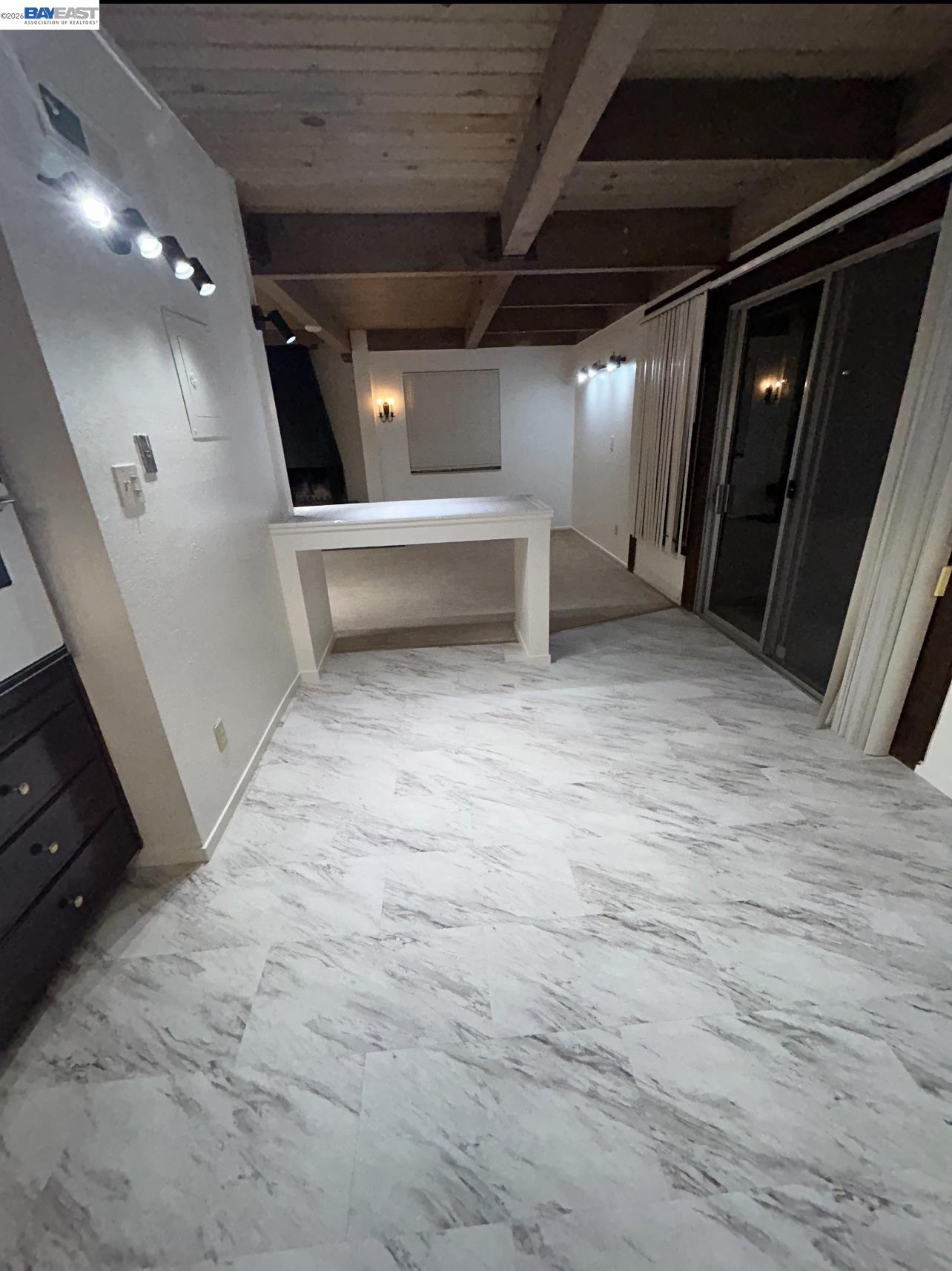 902 F Street Davis, CA 95616 - Photo 9 of 28 a view of small space