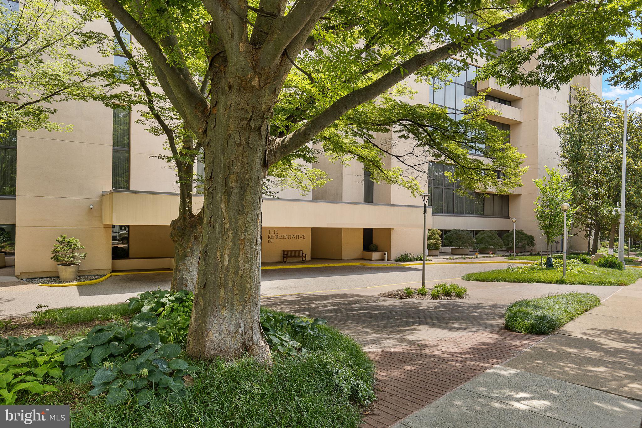 1101 South Arlington Ridge Road, Unit 214 Arlington, VA 22202 - Photo 4 of 68 Exterior of The Representative