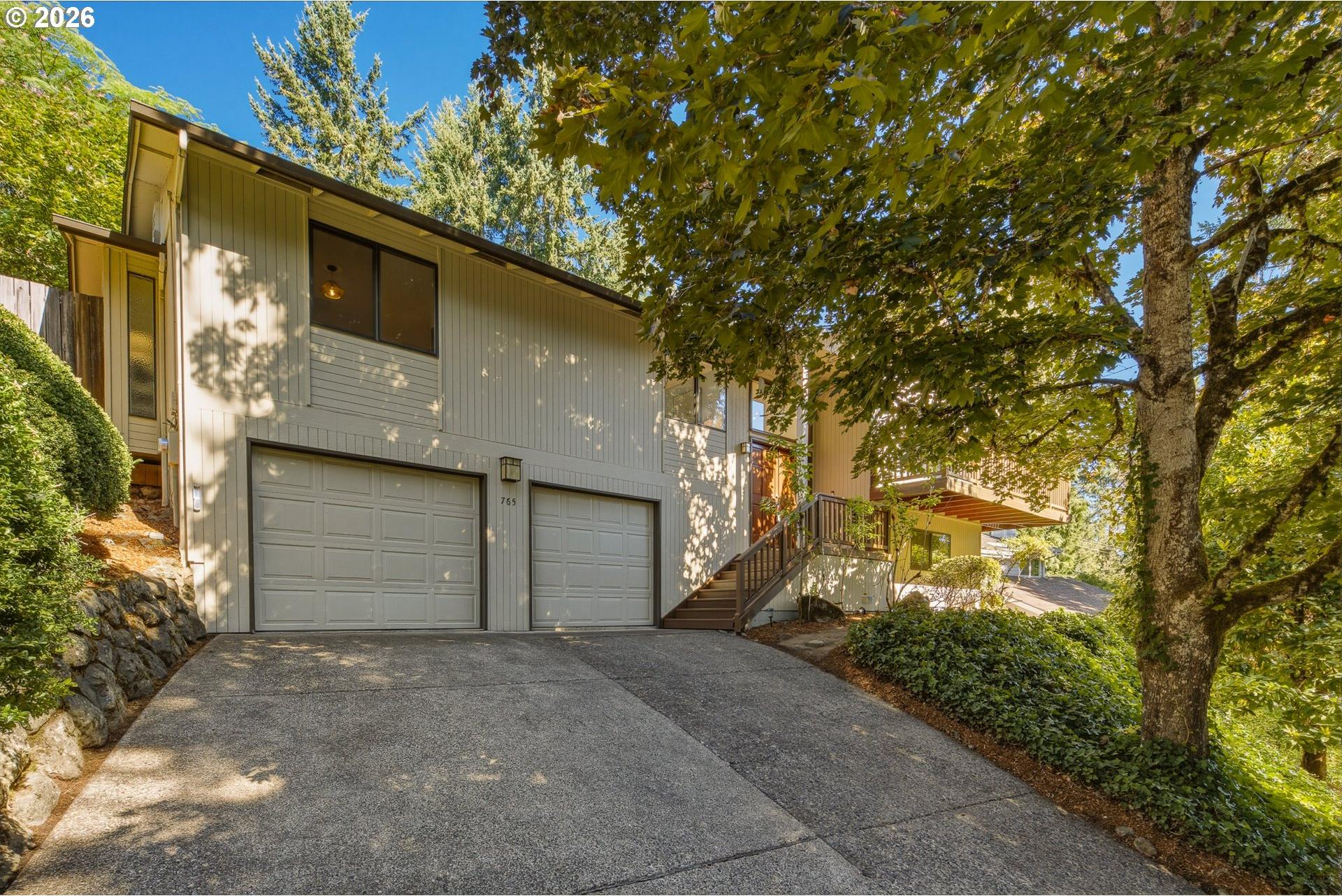 765 Foothill Drive Eugene, OR 97405 - Photo 2 of 41 Gallery Image 2