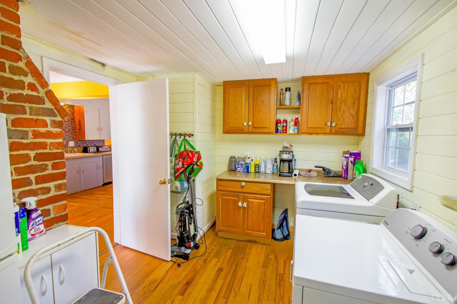 2004 Burnt Bridge Road Lynchburg, VA 24503 - Photo 16 of 66