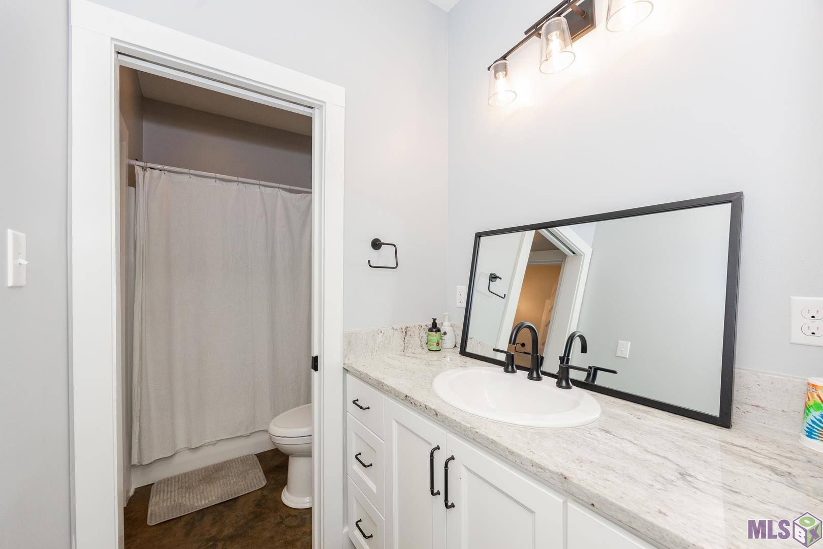 23854 Monarch Point Springfield, LA 70462 - Photo 21 of 37