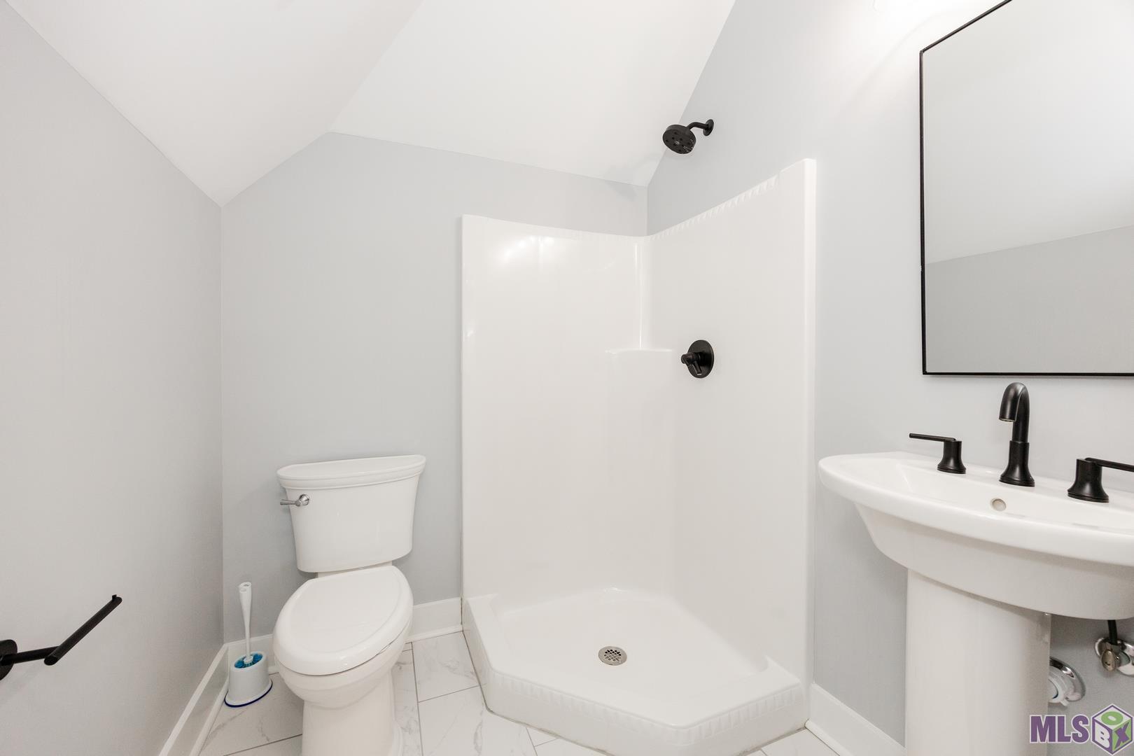 23854 Monarch Point Springfield, LA 70462 - Photo 28 of 37 Second Floor Bathroom