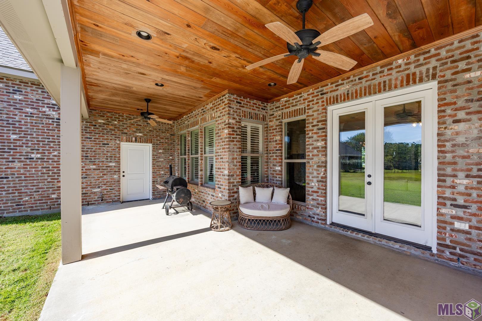 23854 Monarch Point Springfield, LA 70462 - Photo 31 of 37