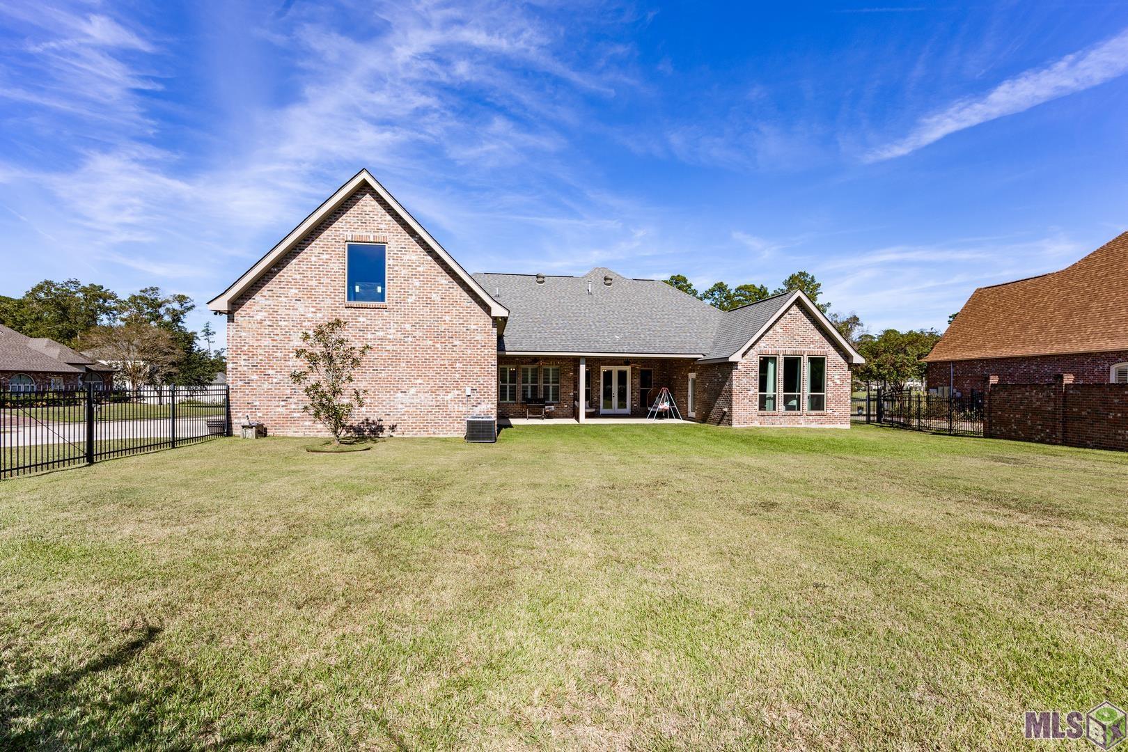 23854 Monarch Point Springfield, LA 70462 - Photo 33 of 37