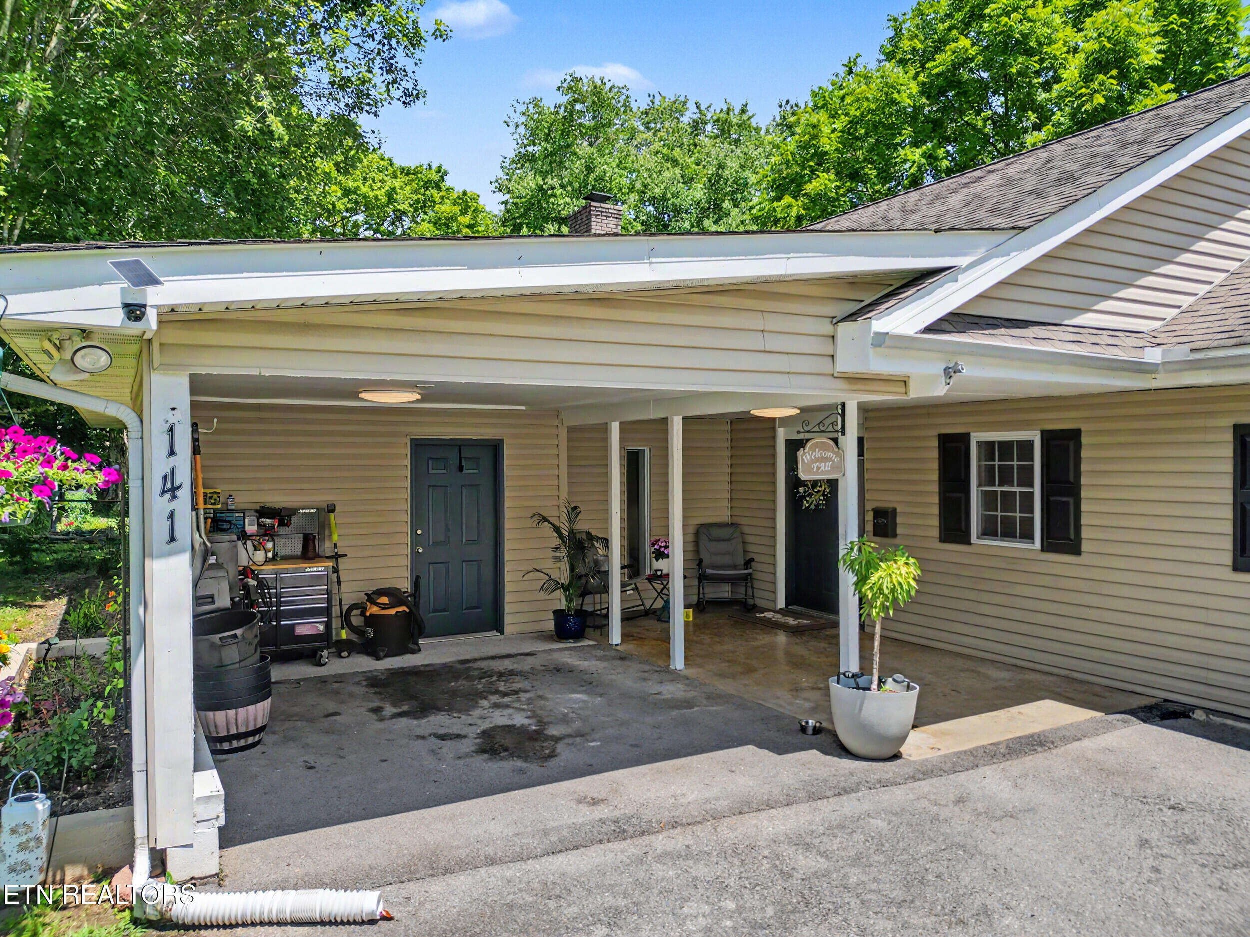 141 South Purdue Avenue Oak Ridge, TN 37830 - Photo 2 of 27 26_dji_0075