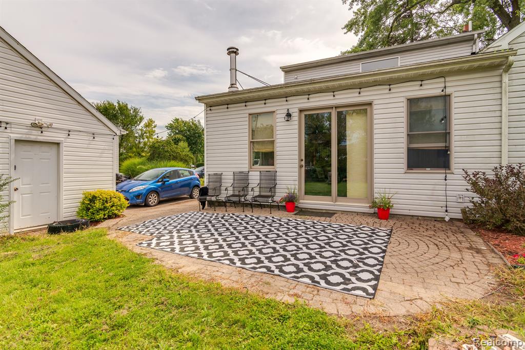 1069 Reid Road Grand Blanc, MI 48439 - Photo 31 of 38