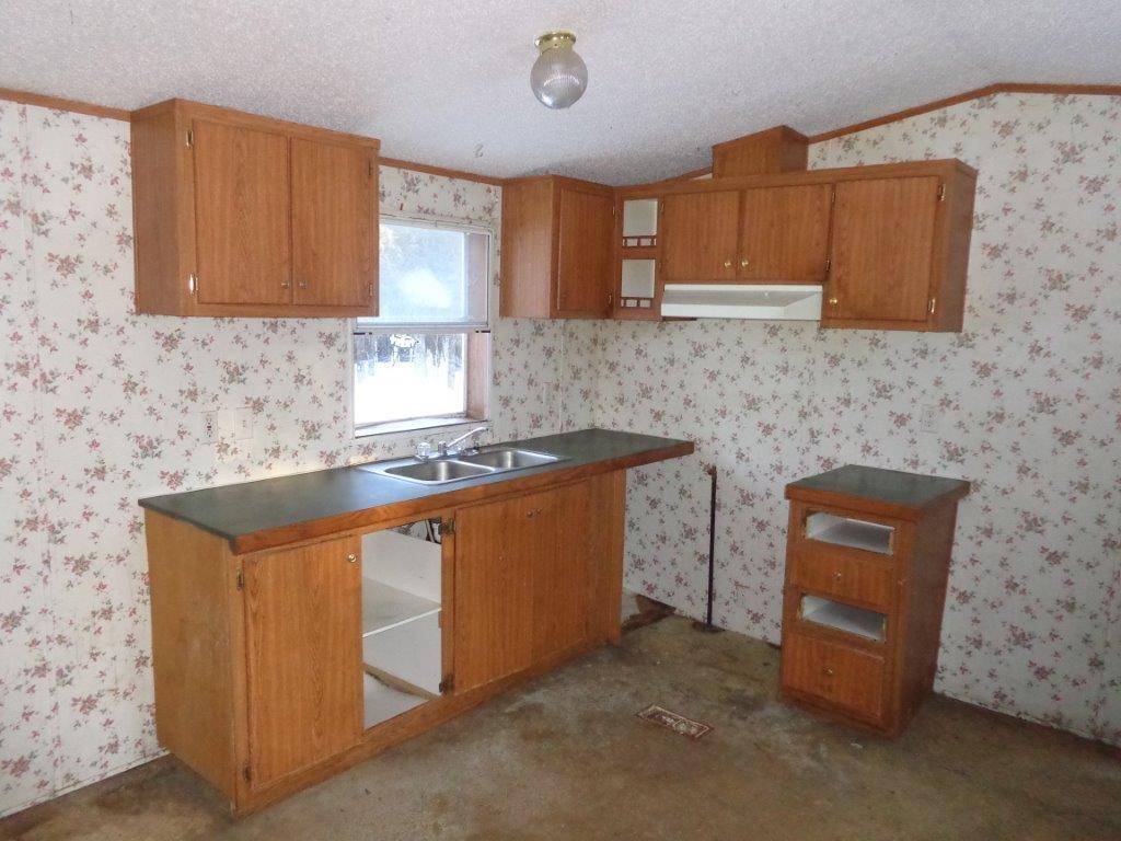 623 Wolfboro Road Stetson, ME 04488 - Photo 4 of 16 Kitchen