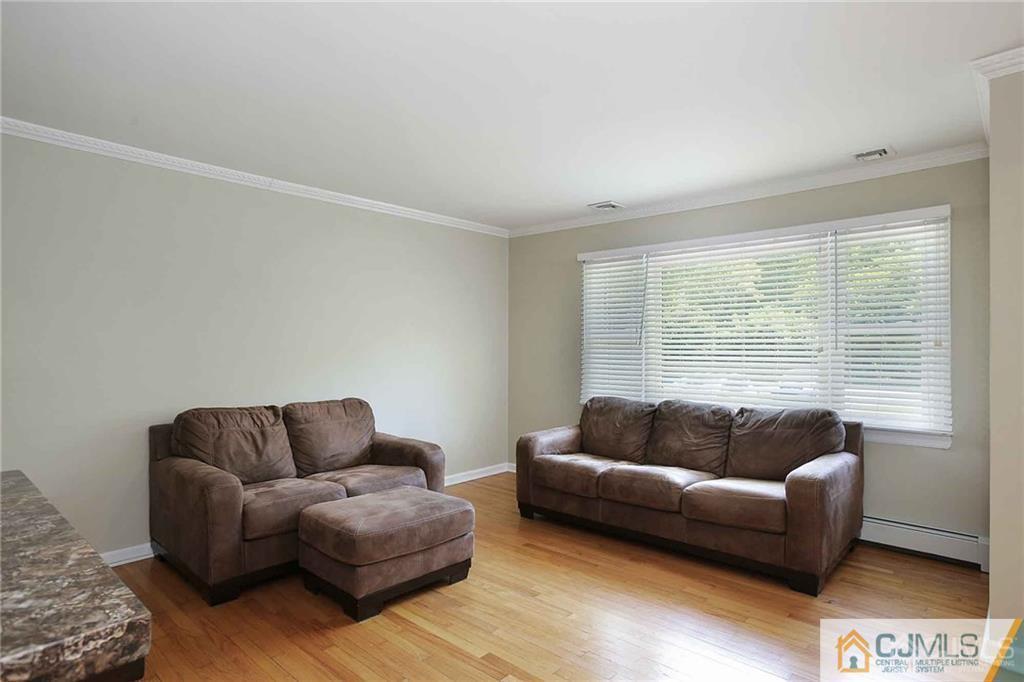157 Dutch Road East Brunswick, NJ 08816 - Photo 7 of 28 Gallery Image 7