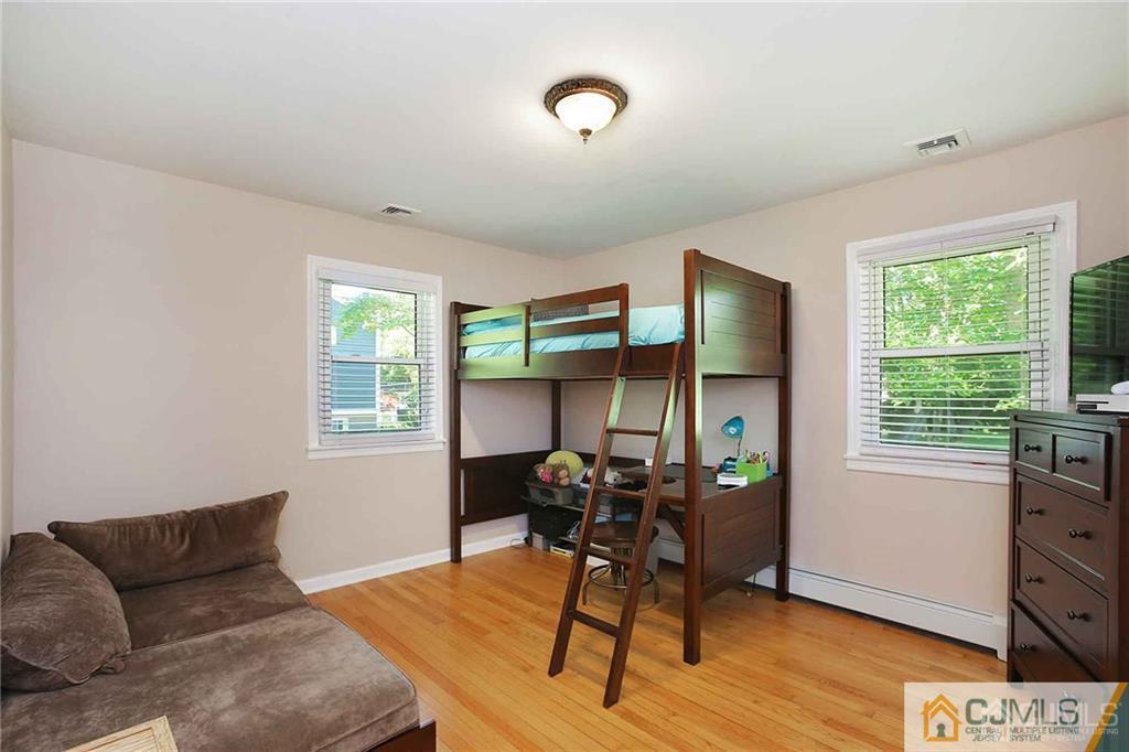 157 Dutch Road East Brunswick, NJ 08816 - Photo 8 of 28 Gallery Image 8
