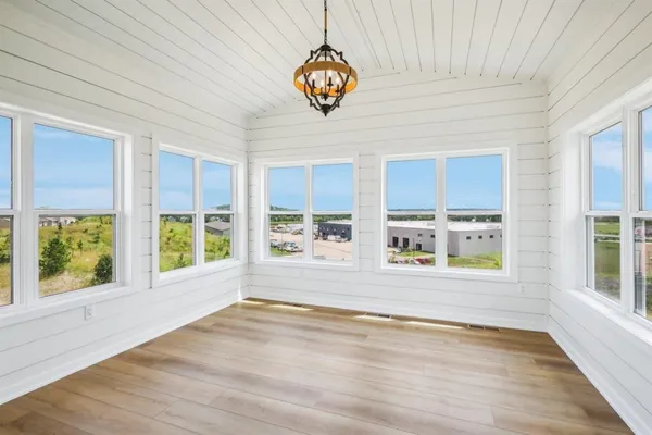 $549,400 | 6475 Ridge View Way, DeForest, WI 53532