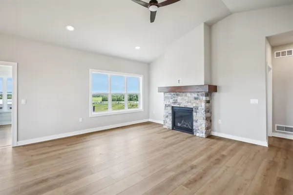 $549,400 | 6475 Ridge View Way, DeForest, WI 53532