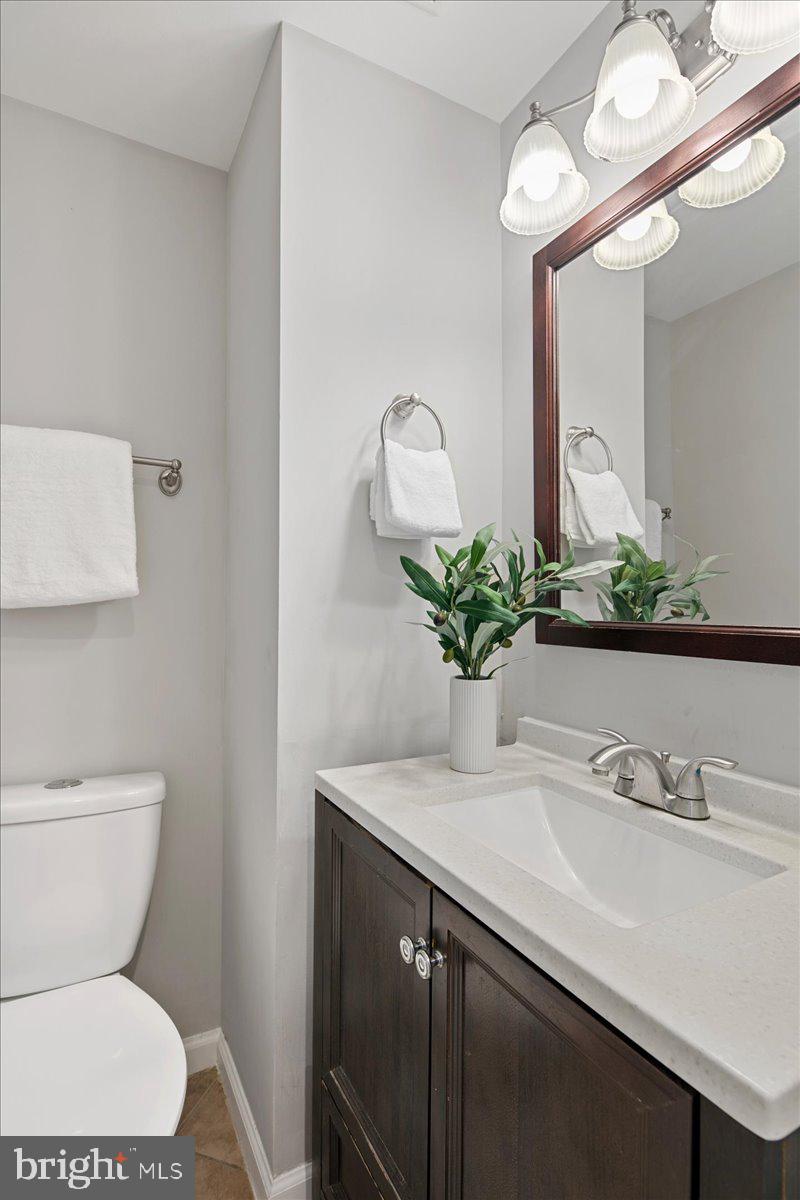 7813 Wintercress Lane Springfield, VA 22152 - Photo 27 of 65