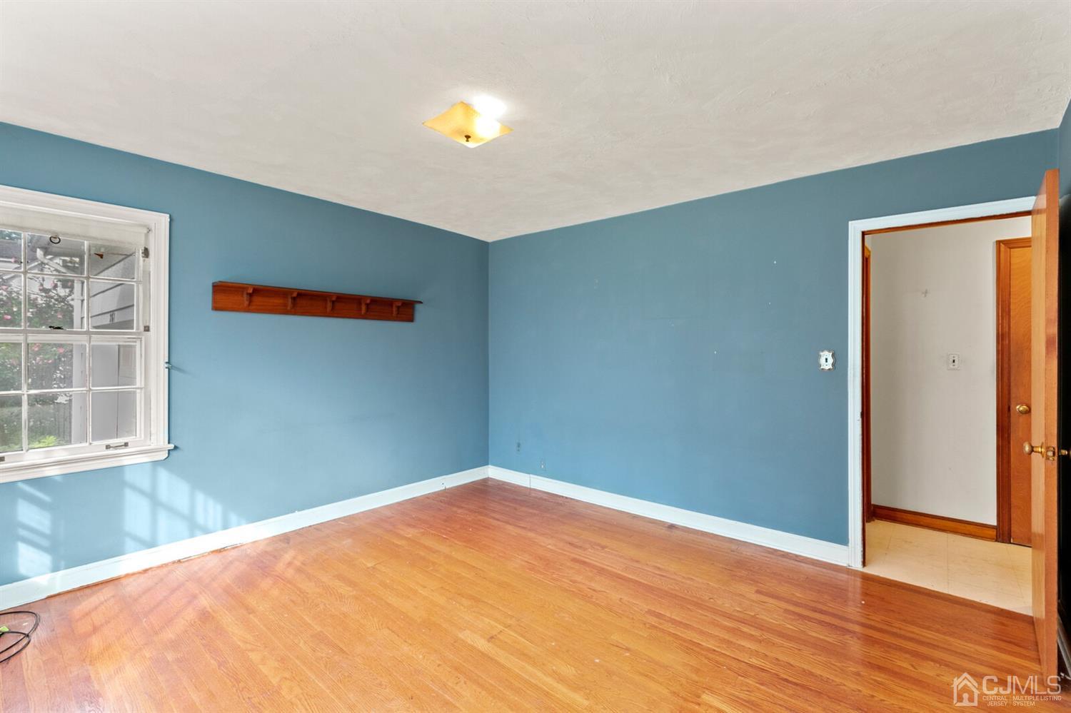 281 Riva Avenue Milltown, NJ 08850 - Photo 20 of 30 Gallery Image 20