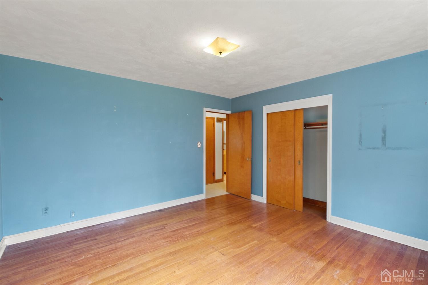 281 Riva Avenue Milltown, NJ 08850 - Photo 21 of 30 Gallery Image 21