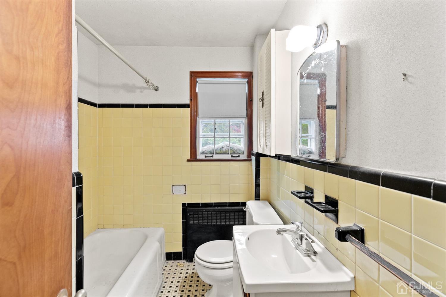 281 Riva Avenue Milltown, NJ 08850 - Photo 24 of 30 Gallery Image 24
