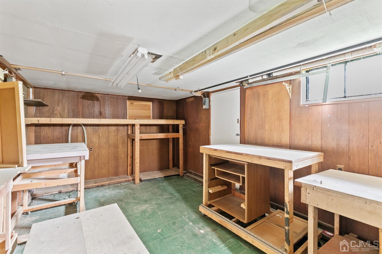 281 Riva Avenue Milltown, NJ 08850 - Photo 27 of 30 Gallery Image 27