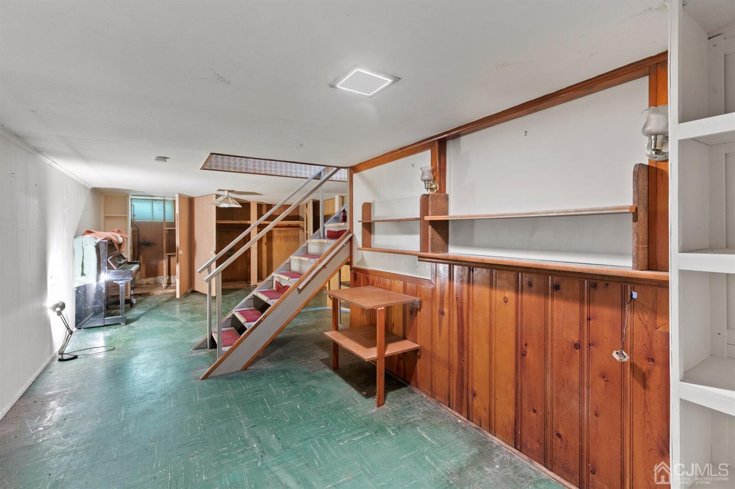 281 Riva Avenue Milltown, NJ 08850 - Photo 28 of 30 Gallery Image 28