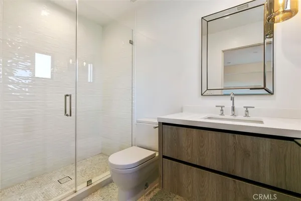 $19,995 | 17269 Luverne Place, Encino, CA 91316