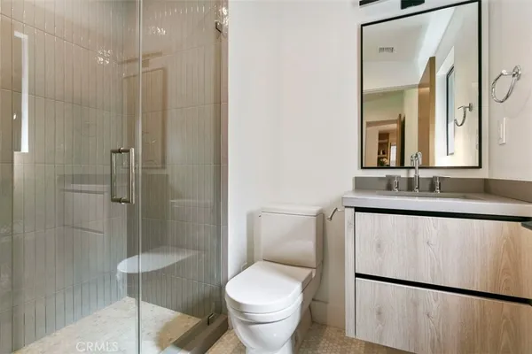 $19,995 | 17269 Luverne Place, Encino, CA 91316