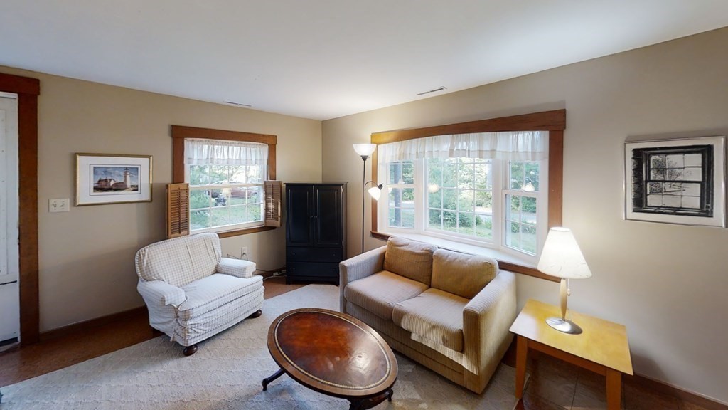 83 Blackmore Pond Road Wareham, MA 02576 - Photo 11 of 28 Gallery Image 11