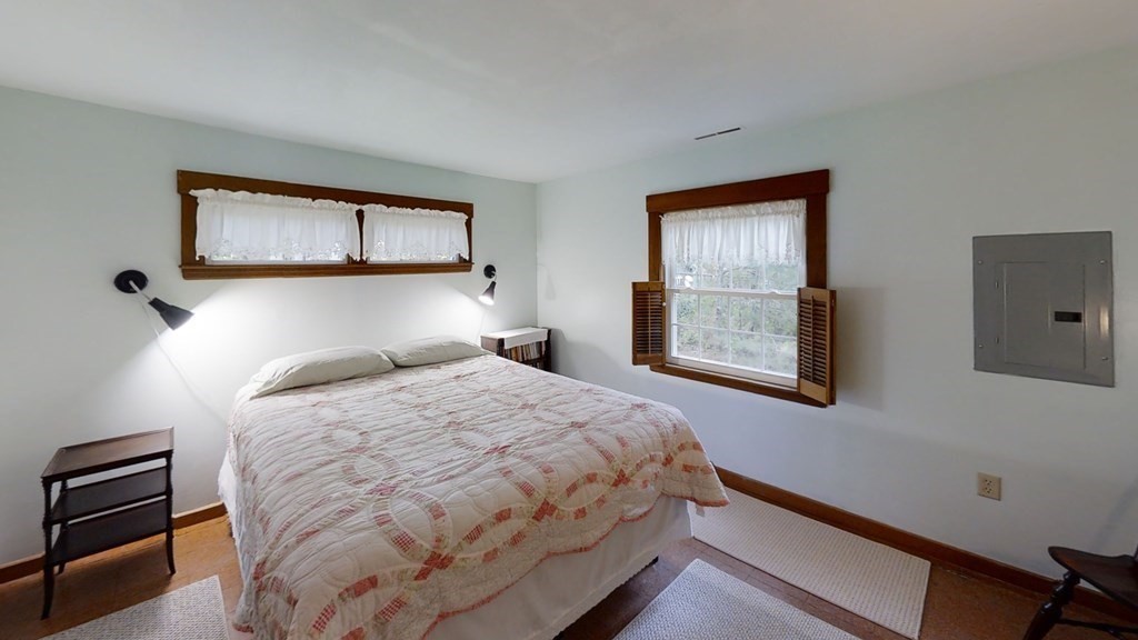 83 Blackmore Pond Road Wareham, MA 02576 - Photo 12 of 28 Gallery Image 12