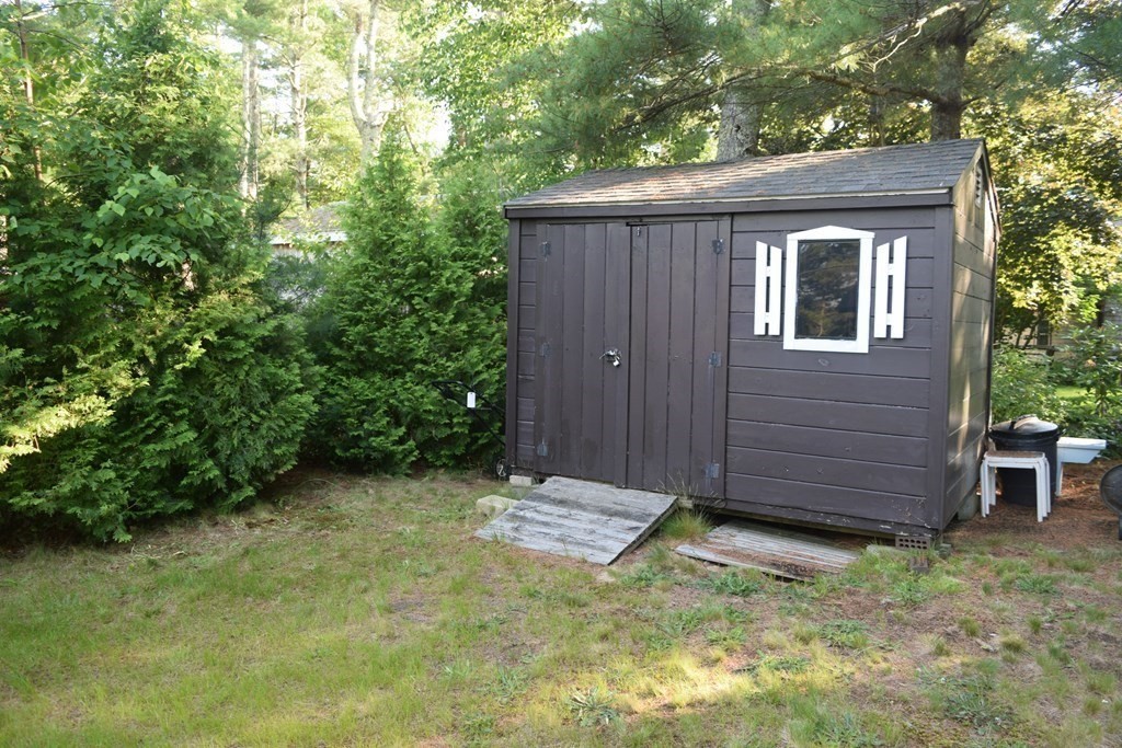 83 Blackmore Pond Road Wareham, MA 02576 - Photo 22 of 28 Gallery Image 22