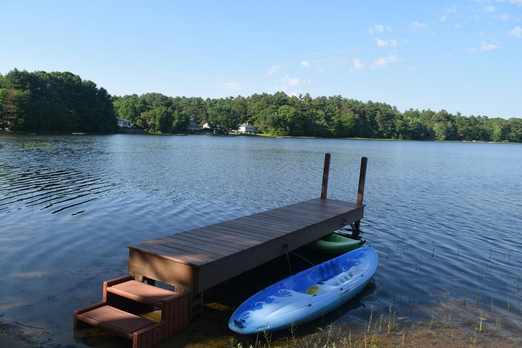 83 Blackmore Pond Road Wareham, MA 02576 - Photo 3 of 28 Gallery Image 3