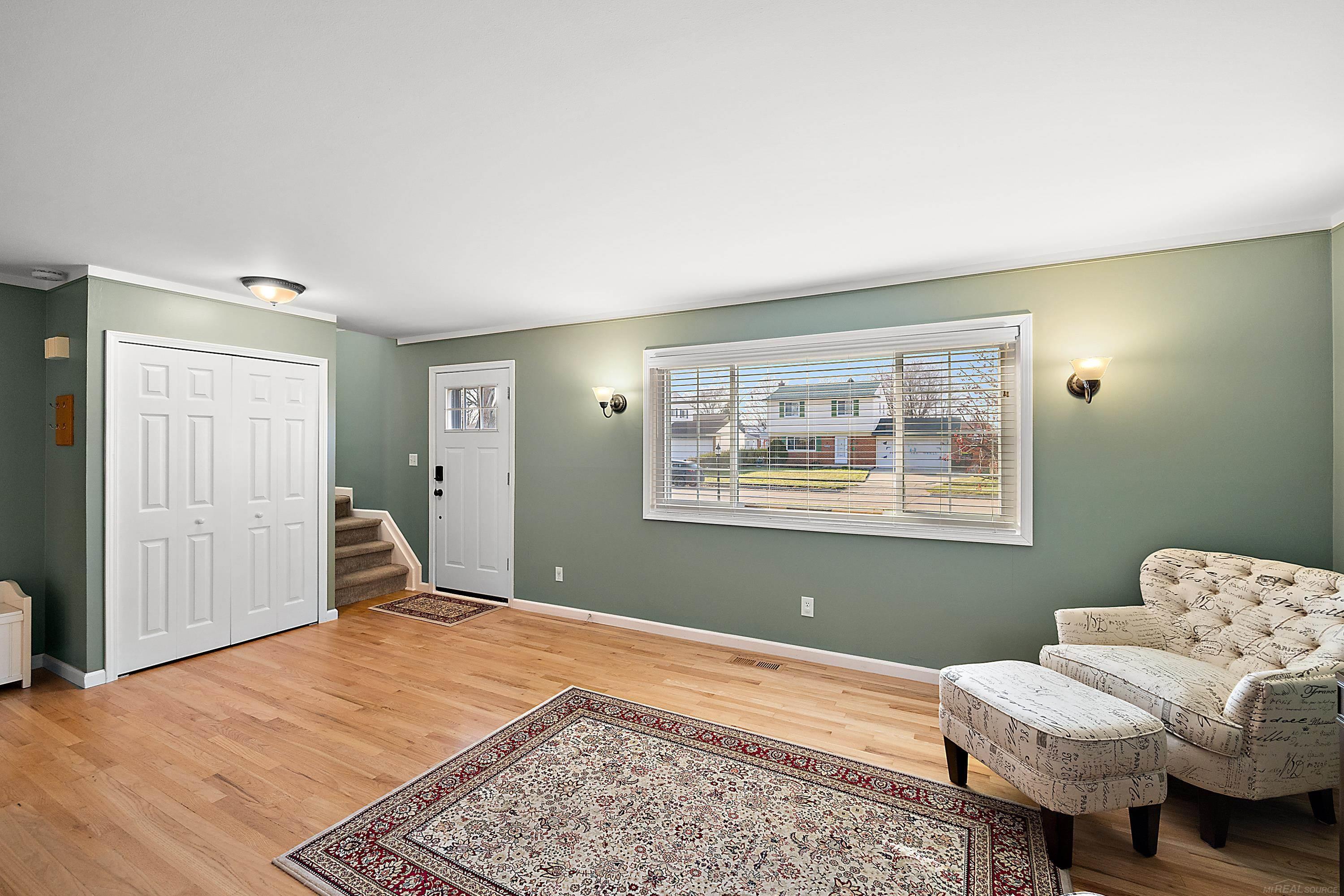 38276 Tottenham Road Sterling Heights, MI 48312 - Photo 11 of 44