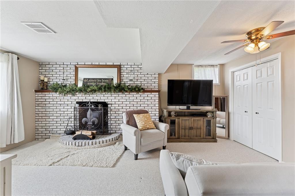 367 Brewer Road Rochester, PA 15074 - Photo 20 of 31