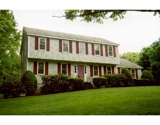 36 Spaulding Road Chelmsford, MA 01824 - Photo 1 of 1