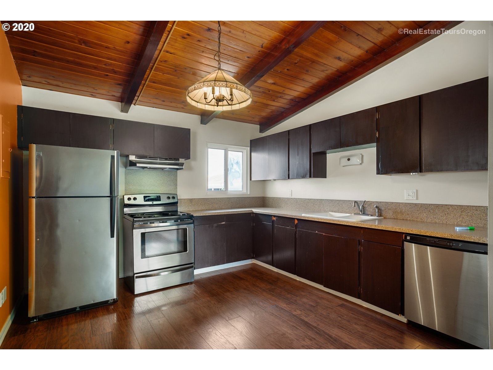 1776 Southwest Stringtown Road Forest Grove, OR 97116 - Photo 11 of 31