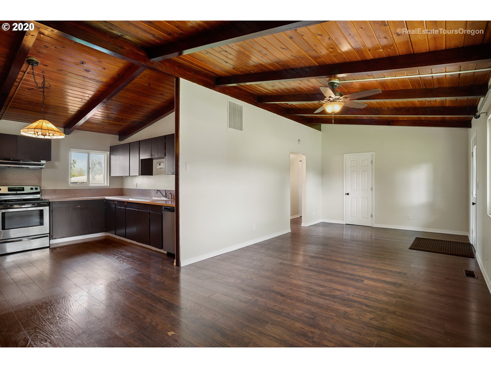 1776 Southwest Stringtown Road Forest Grove, OR 97116 - Photo 8 of 31