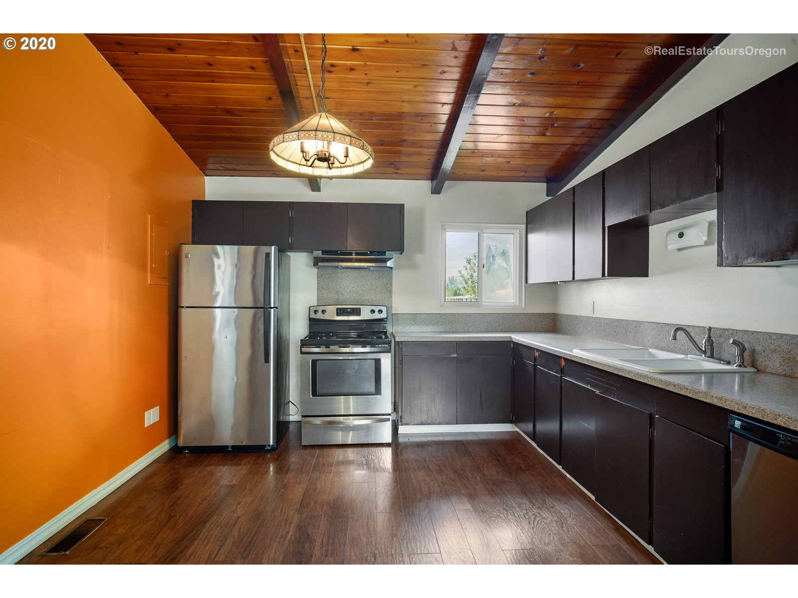 1776 Southwest Stringtown Road Forest Grove, OR 97116 - Photo 10 of 31