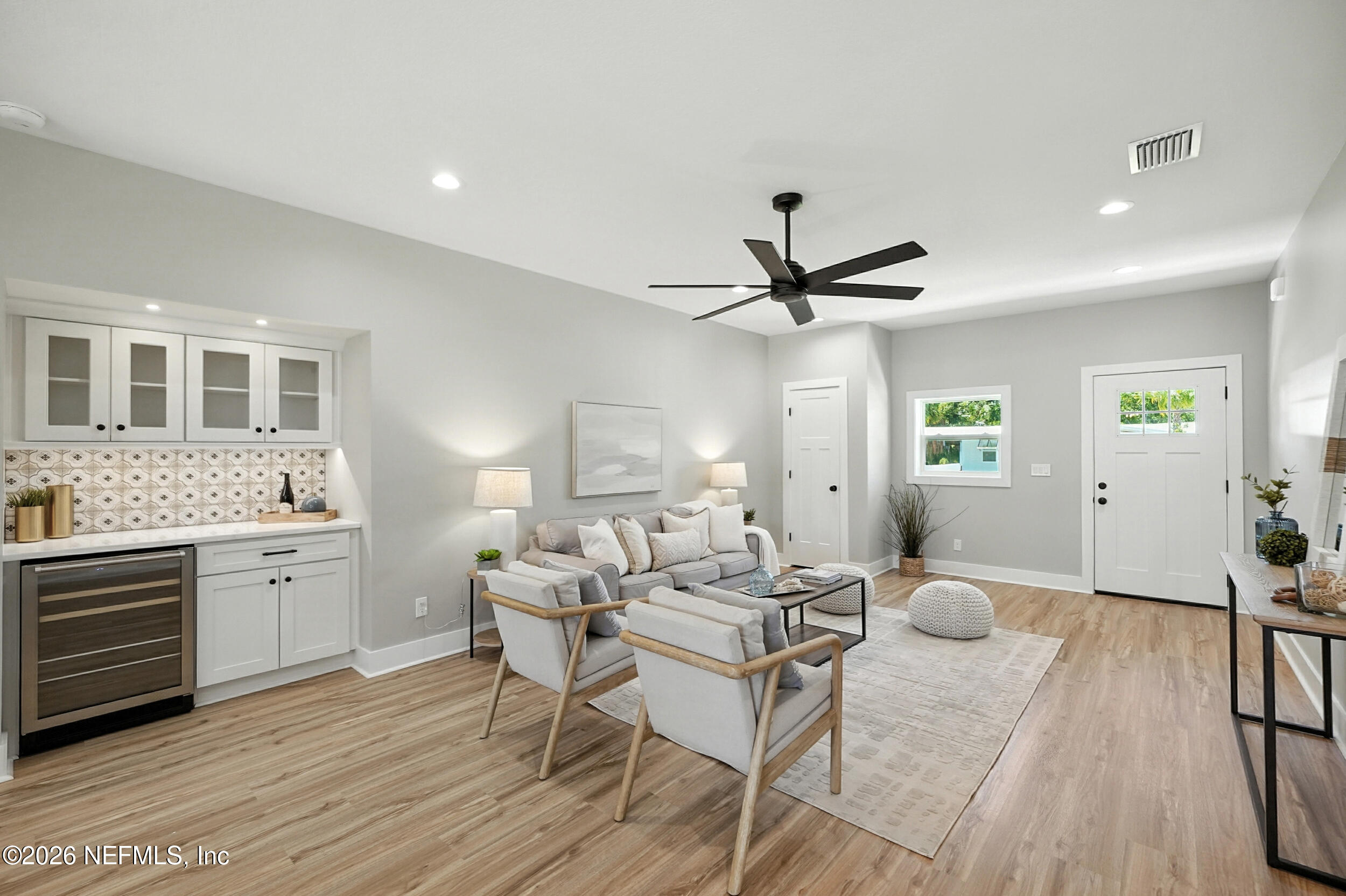 831 Bonita Road Atlantic Beach, FL 32233 - Photo 10 of 43 7_831 bonita rd-007